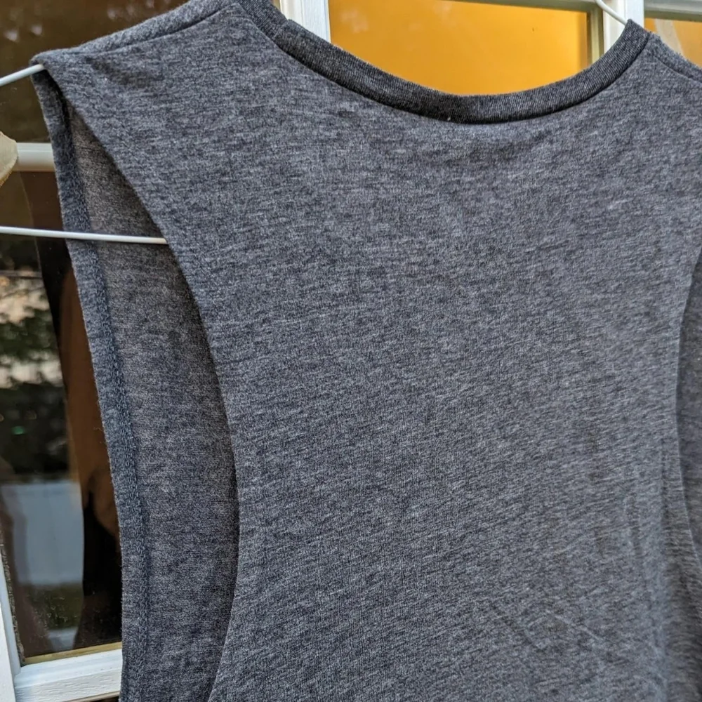 NWT ModernLux Peace Chakra Muscle Tank Mandala Zen Americana Yoga Medium - Picture 4 of 6